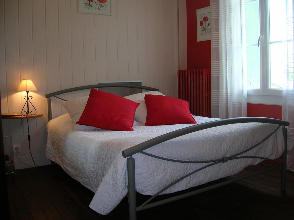 Le Petit Jardin Yoyo Hotel Monts Bagian luar foto