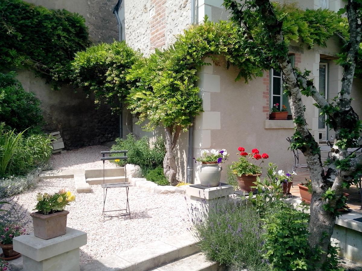 Le Petit Jardin Yoyo Hotel Monts Bagian luar foto